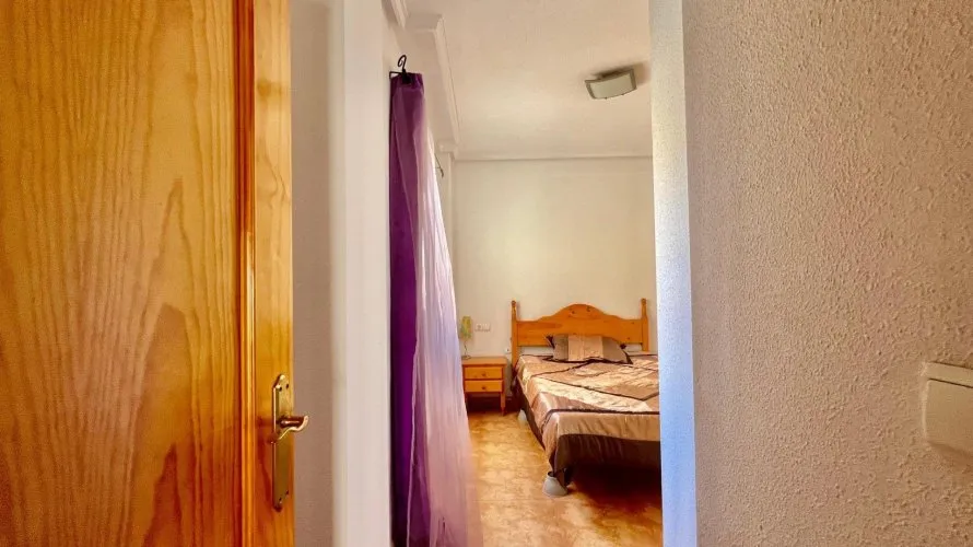 1 bedroom apartment for sale, Torrevieja, Spain No. 688 № 9