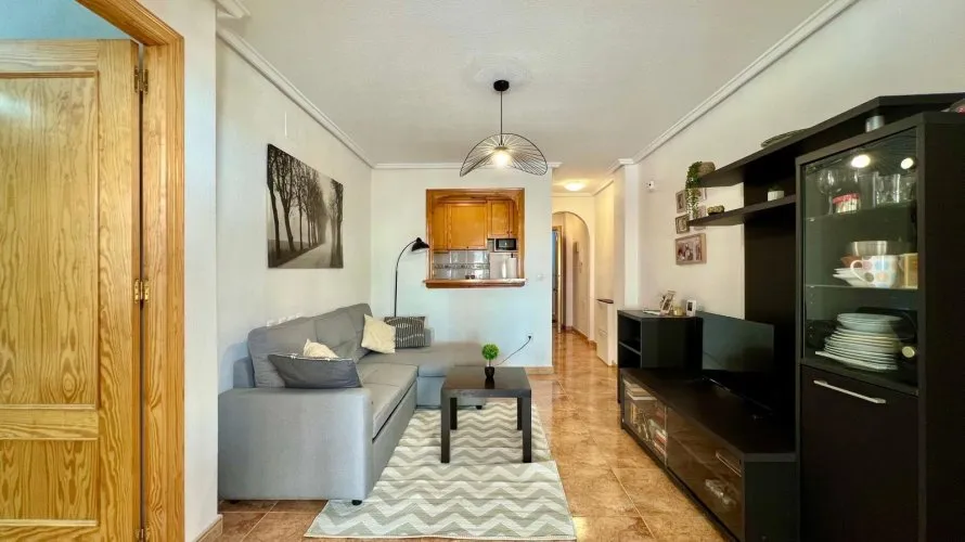 1 bedroom apartment for sale, Torrevieja, Spain No. 700 № 16