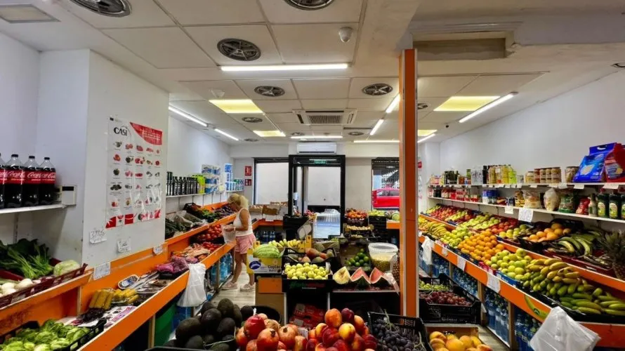 62m² commercial property for sale, Torrevieja, Spain No. 729 № 3