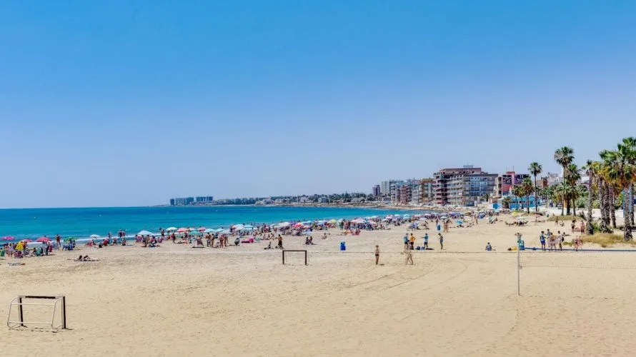 105m² apartment for sale, Torrevieja, Spain No. 724 № 2