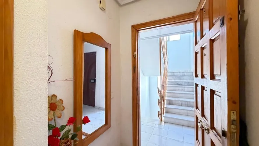 1 bedroom apartment for sale, Torrevieja, Spain No. 717 № 26