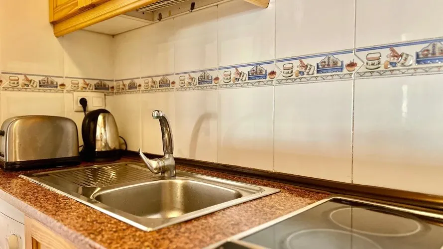 1 bedroom apartment for sale, Torrevieja, Spain No. 700 № 2