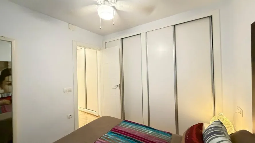 2 bedrooms apartment for sale, Torrevieja, Spain No. 681 № 13