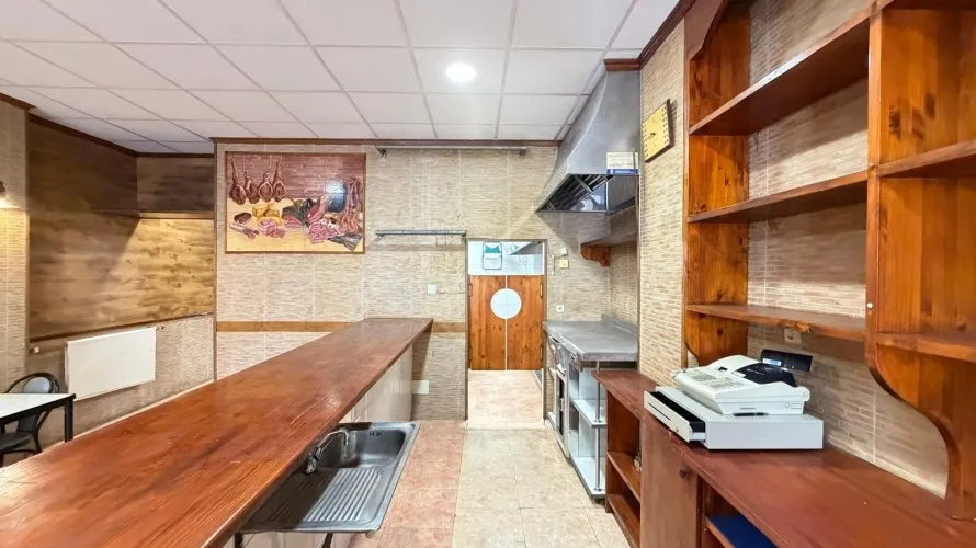 98m² commercial property for sale, Torrevieja, Spain No. 694 № 20