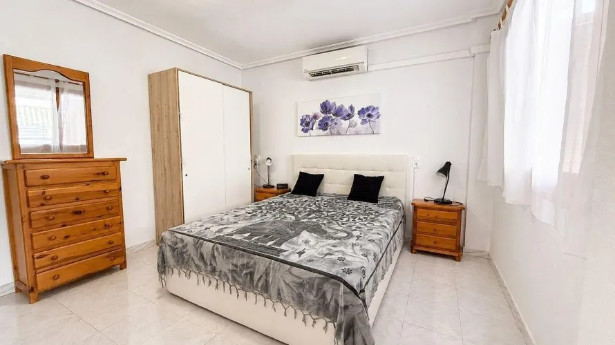 2 bedrooms penthouse for sale, Torrevieja, Spain No. 642