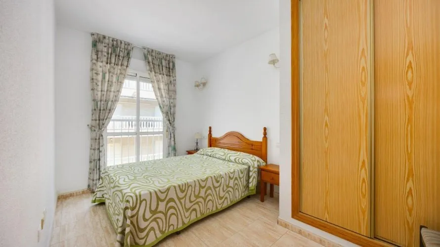 1 bedroom apartment for sale, Torrevieja, Spain No. 632 № 11