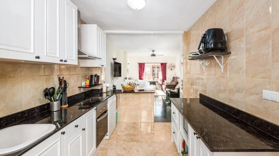 89m² apartment for sale, Torrevieja, Spain No. 726 № 17