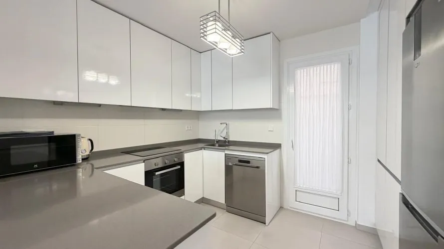 3 bedrooms house for sale, Torrevieja, Spain No. 711 № 6