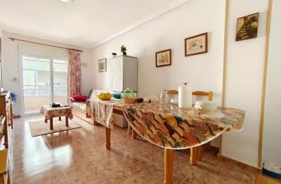2 bedrooms apartment for sale, Torrevieja, Spain No. 733
