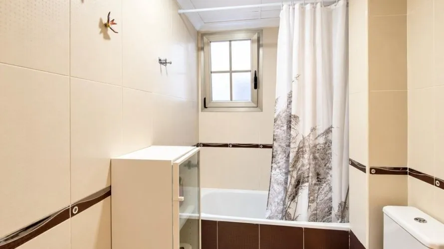 124m² apartment for sale, Torrevieja, Spain No. 798 № 1