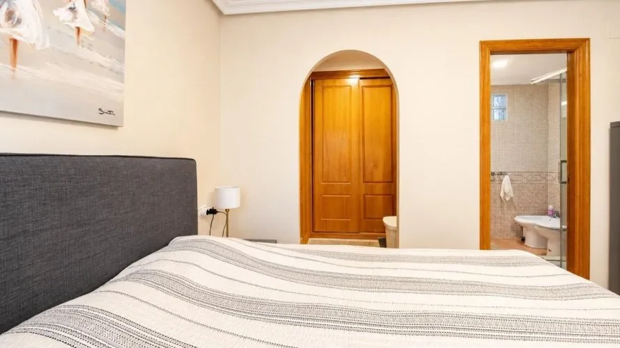 124m² apartment for sale, Torrevieja, Spain No. 798 № 11