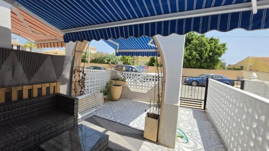 2 bedrooms house for sale, Torrevieja, Spain No. 762 № 23