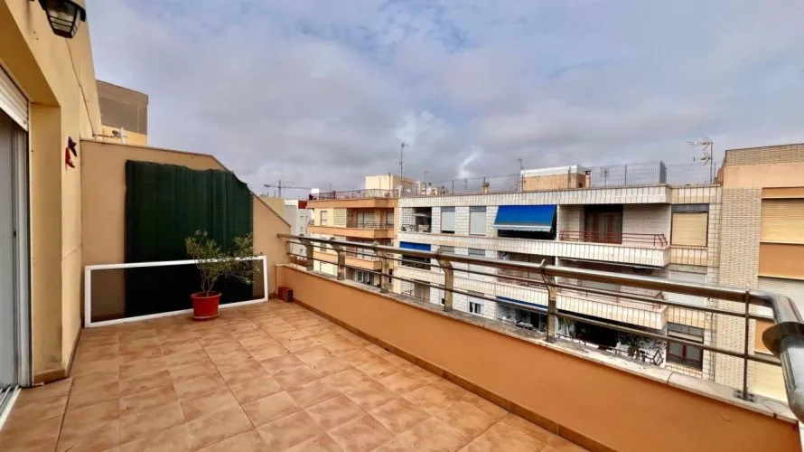 2 bedrooms penthouse for sale, Torrevieja, Spain No. 760 № 1