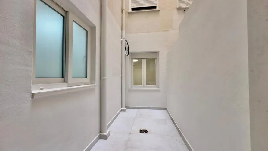 150m² apartment for sale, Torrevieja, Spain No. 794 № 1