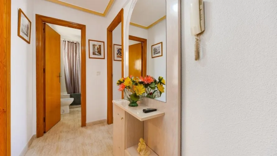 61m² penthouse for sale, Torrevieja, Spain No. 744 № 27