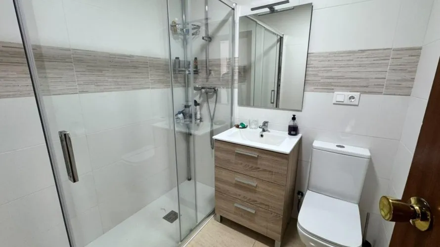 2 bedrooms bungalow for sale, Torrevieja, Spain No. 806 № 3