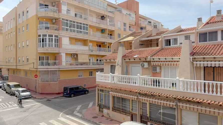 1 bedroom apartment for sale, Torrevieja, Spain No. 802 № 19