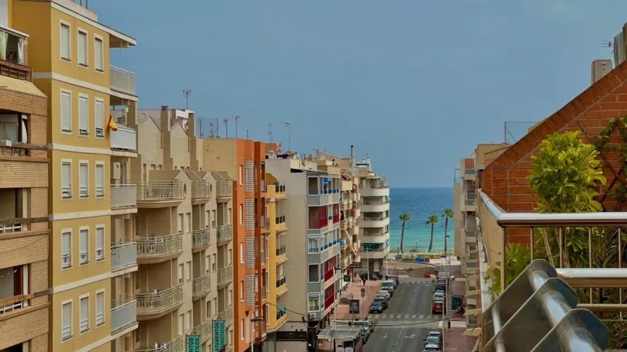 2 bedrooms penthouse for sale, Torrevieja, Spain No. 760 № 4