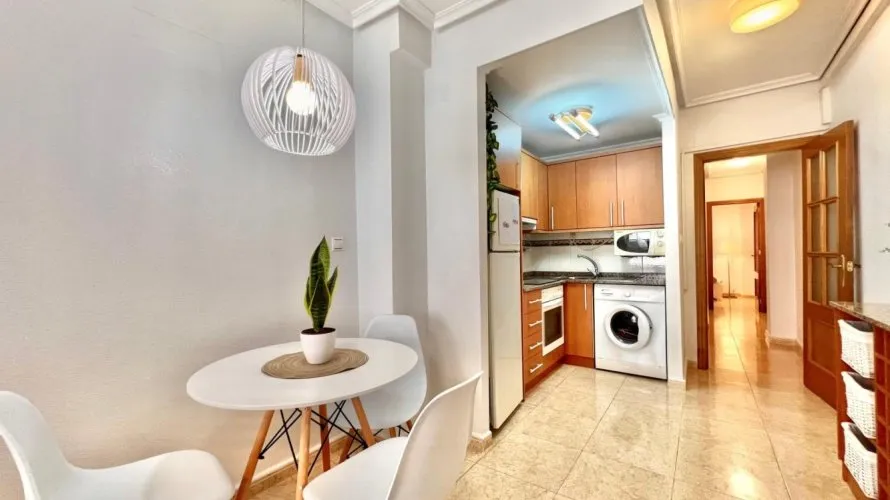 2 bedrooms apartment for sale, Torrevieja, Spain No. 759 № 6