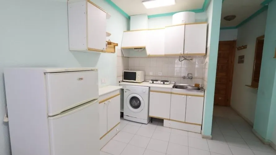 24m² apartment for sale, Torrevieja, Spain No. 777 № 5