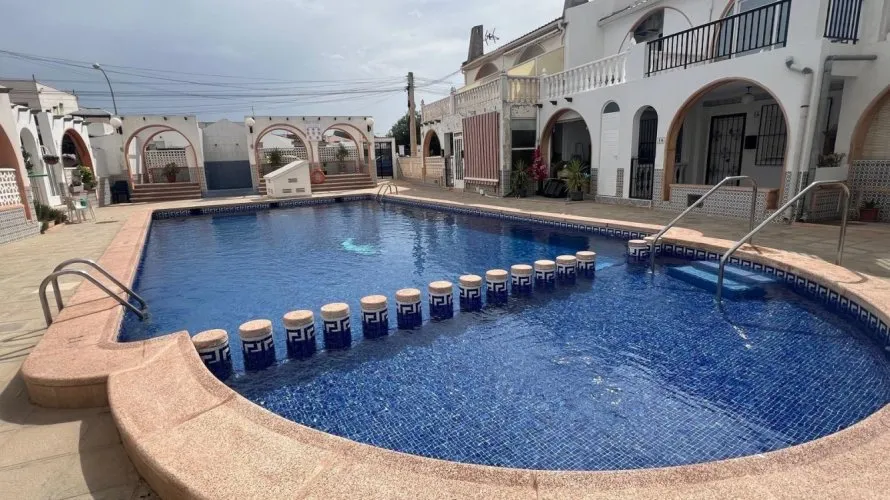2 bedrooms house for sale, Torrevieja, Spain No. 762 № 3
