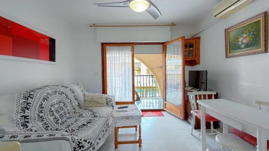 1 bedroom apartment for sale, Torrevieja, Spain No. 802 № 18