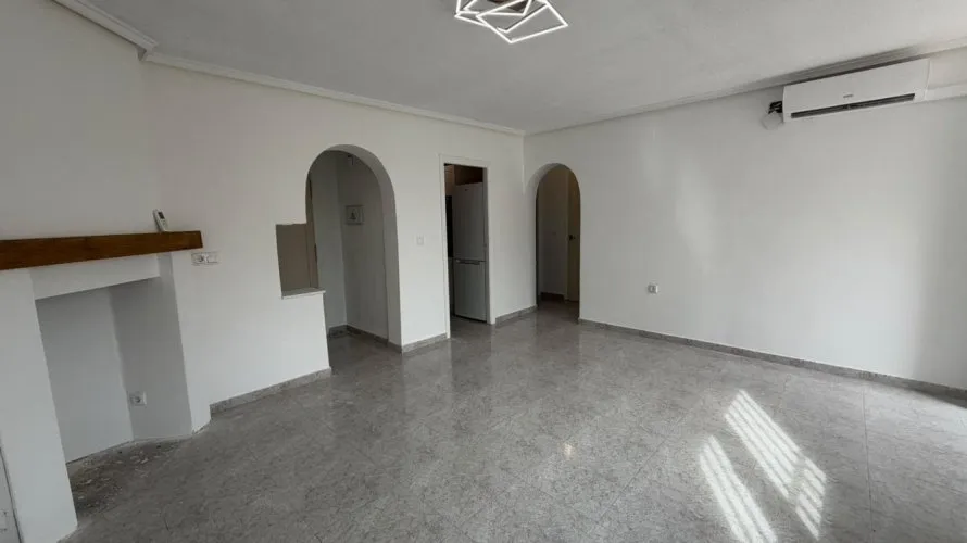 1 bedroom bungalow for sale, Torrevieja, Spain No. 766 № 18