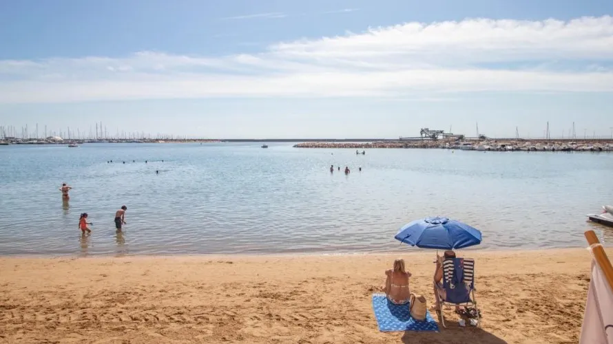 73m² apartment for sale, Torrevieja, Spain No. 746 № 1