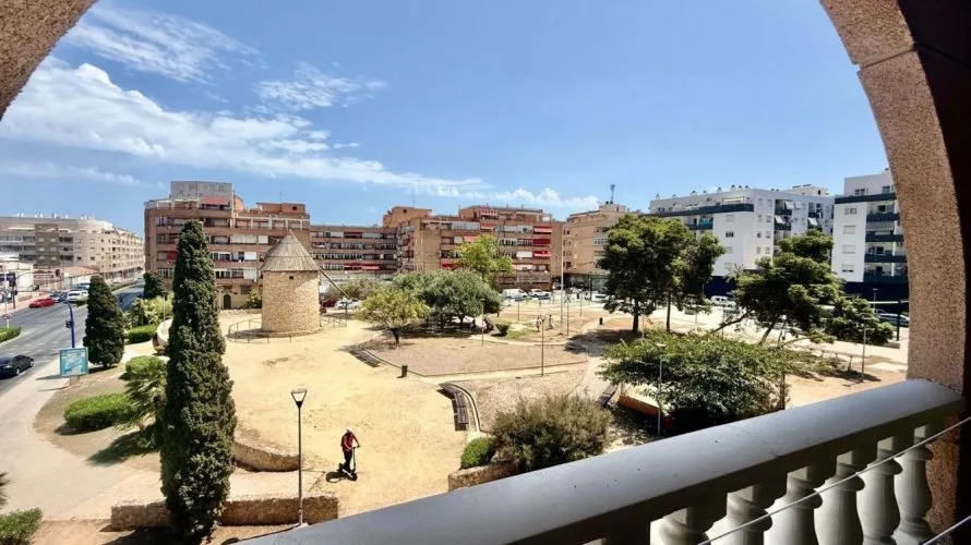 1 bedroom apartment for sale, Torrevieja, Spain No. 778 № 27