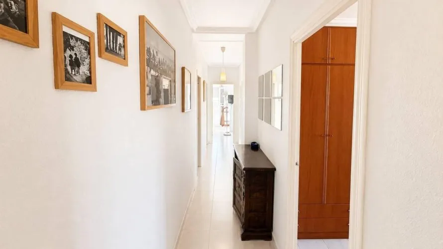 2 bedrooms apartment for sale, Torrevieja, Spain No. 776 № 3