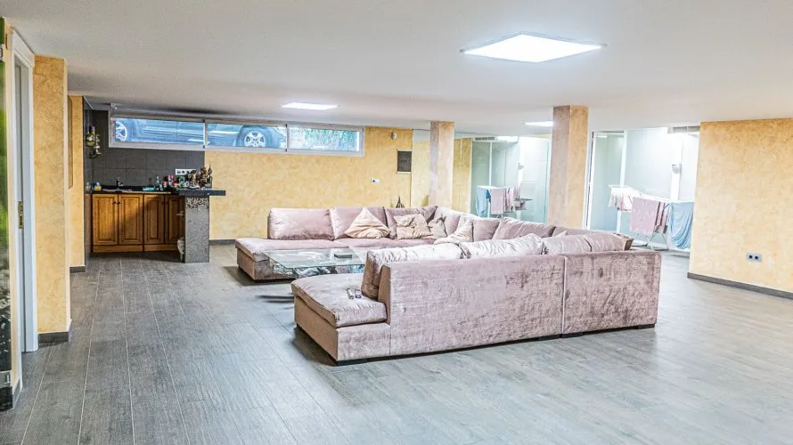 370m² villa for sale, Torrevieja, Spain No. 769 № 13