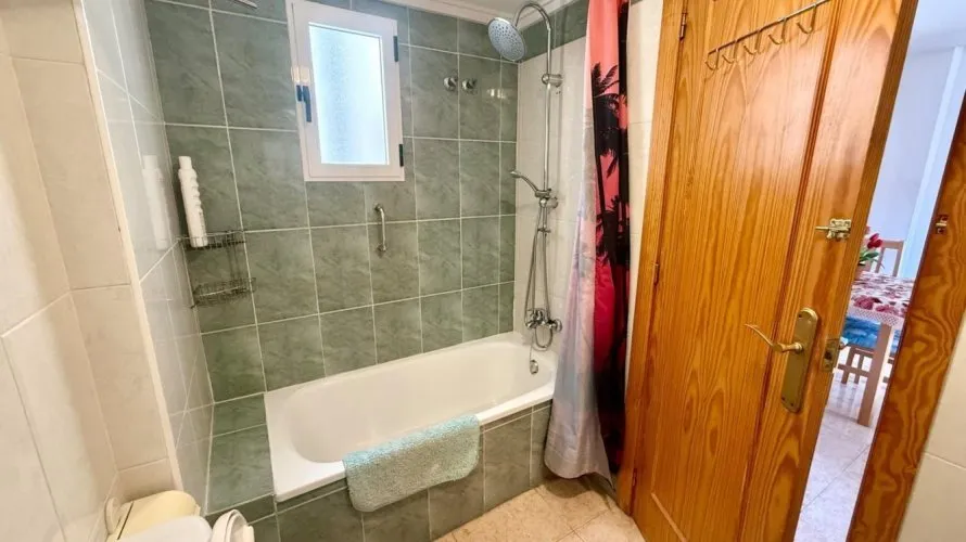 1 bedroom apartment for sale, Torrevieja, Spain No. 778 № 2