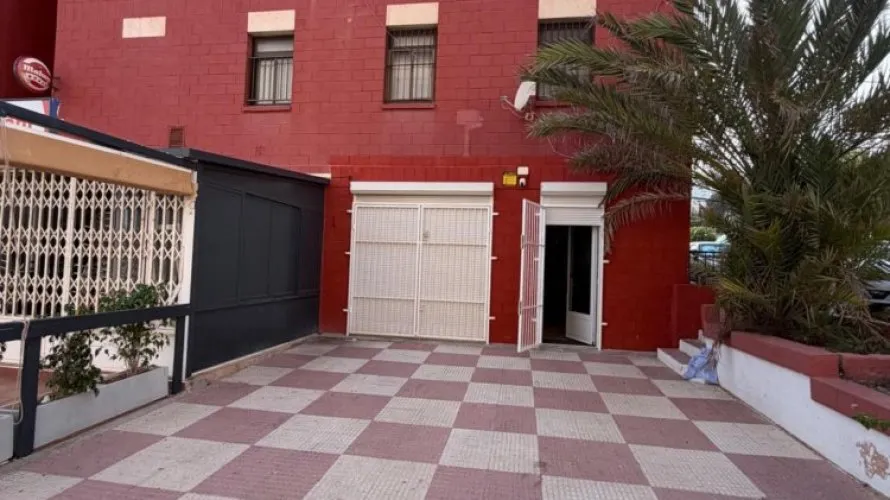 100m² commercial property for sale, Torrevieja, Spain No. 771 № 5