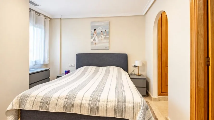 124m² apartment for sale, Torrevieja, Spain No. 798 № 10