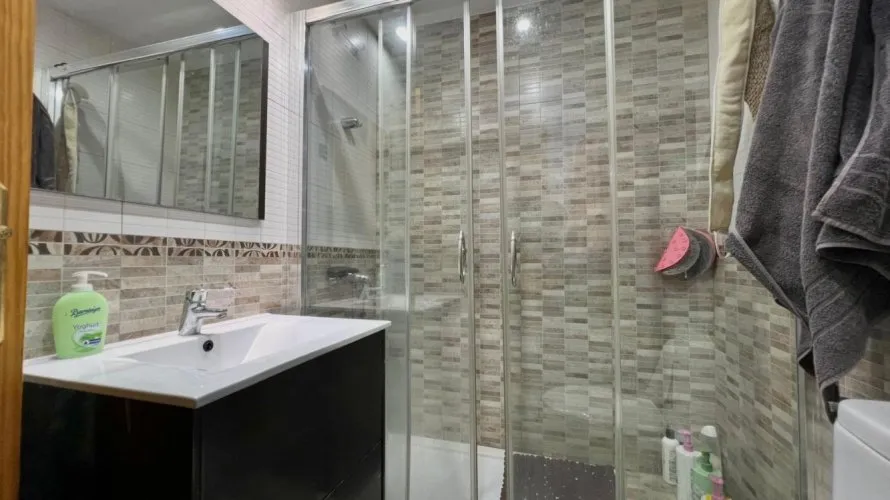 2 bedrooms apartment for sale, Torrevieja, Spain No. 785 № 2