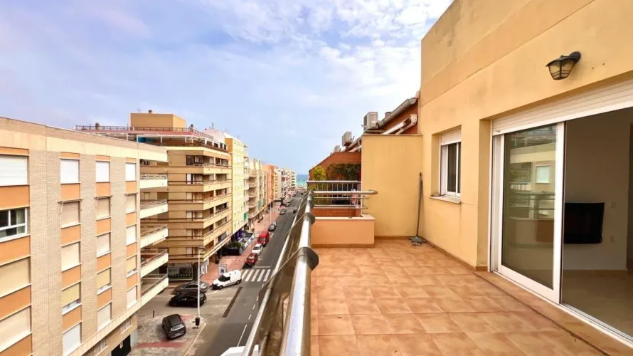2 bedrooms penthouse for sale, Torrevieja, Spain No. 760 № 6