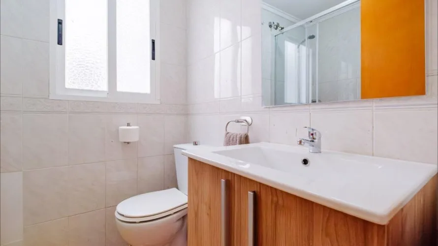 1 bedroom apartment for sale, Torrevieja, Spain No. 800 № 12