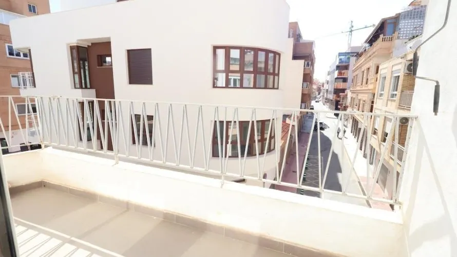 3 bedrooms apartment for sale, Torrevieja, Spain No. 736 № 7