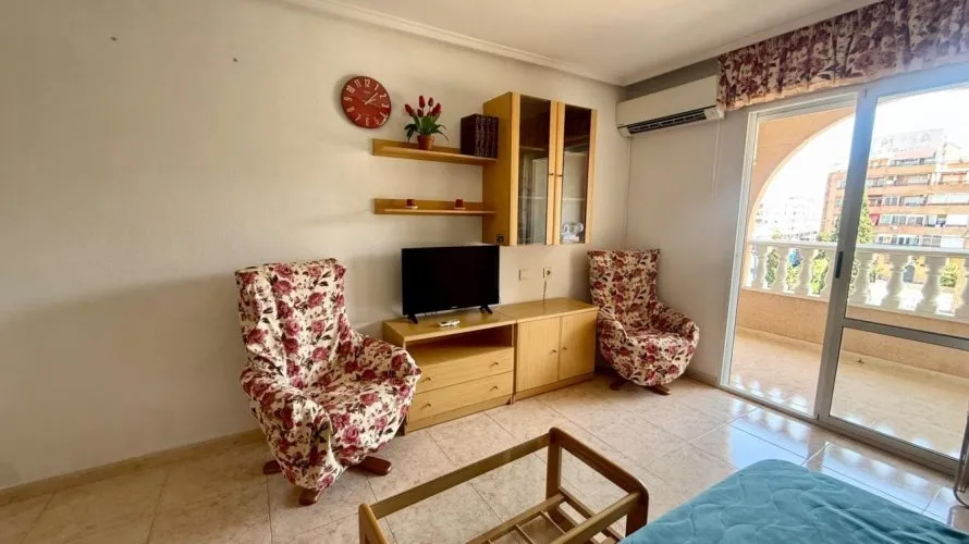 1 bedroom apartment for sale, Torrevieja, Spain No. 778 № 19