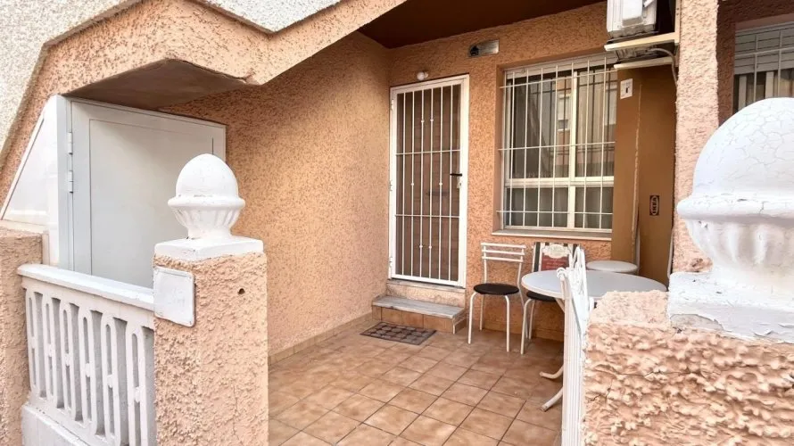 2 bedrooms bungalow for sale, Torrevieja, Spain No. 804 № 4
