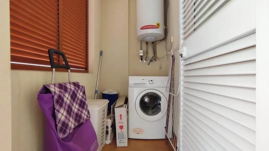 2 bedrooms apartment for sale, Torrevieja, Spain No. 757 № 3