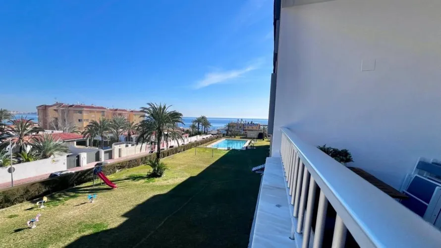 75m² apartment for sale, Torrevieja, Spain No. 748 № 13